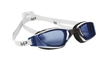 Deportes acuticos: accesorios que no te pueden faltar en verano