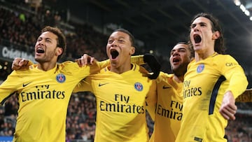 Cavani warns defences the best is yet to come from PSG