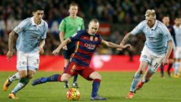 Iniesta, en un instante del partido.