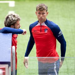 Simeone necesita dos ‘Llorentes’