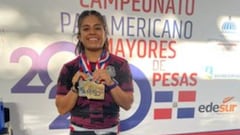 Ana López Ferrer celebra con playera del Tri medalla de Oro en Panamericano de pesas