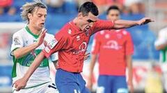 Dimas se queja de que les sacan tarjetas innecesarias