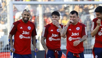 Medel y Vidal, dos de las visitas ilustres a la despedida de Matías Fernández.