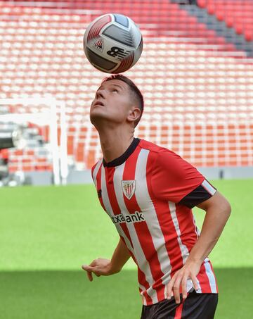 La presentación de Ander Herrera en su vuelta a San Mamés