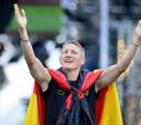 Beckenbauer: "Schweinsteiger es el sucesor lógico de Lahm"