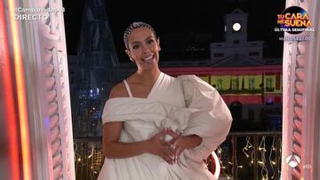 Cristina Pedroche da la campanada con un vestido edredón con sorpresa