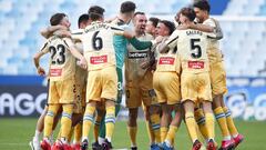 ZARAGOZA, SPAIN - MAY 08: Espanyols players celebrates the promotion to the first division league during the Liga Smartbank match betwen Real Zaragoza and RCD Espanyol at La Romareda on May 08, 2021 in Zaragoza, Spain. Sporting stadiums around Spain remai