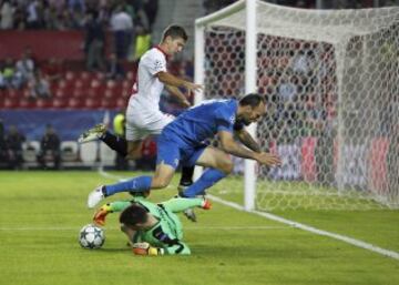 Vietto con Schindelfeld y Livakoivc.