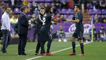 Marcelo entró por Reguilón.