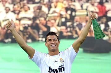 Cristiano Ronaldo en el estadio Santiago Bernabéu.