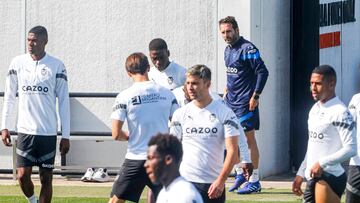 06/04/23
ENTRENAMIENTO DEL VALENCIA CF - RUBEN BARAJA