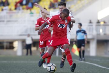 Otro gran acierto de los cementeros. El uruguayo arribó desde Peñarol en busca de minutos y hasta ahora se ha transformado en un pilar de la campaña tras el regreso a Primera.  