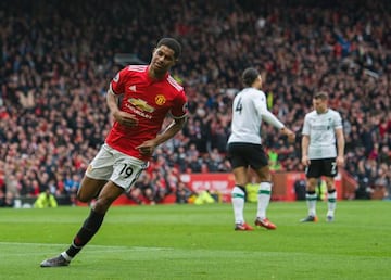 Marcus Rashford doubles United's lead over Liverpool at Old Trafford.