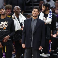 When will Devin Booker return to play?