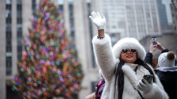 Christmas is one of the most celebrated holidays by the US public. But is it a federal holiday?