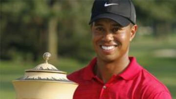 Tiger Woods alcanza las 70 victorias antes del último "Grande"