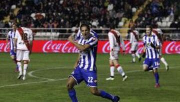 Borges celebra uno de sus goles en Vallecas