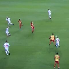 ¡Valdivia deslumbra! El 'Mago' y dos pases increíbles con Morelia