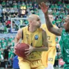 El Granca de Omic se acerca a las semifinales: +11 en Polonia