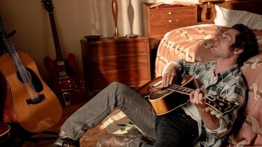 Review of ‘Springsteen: Deliver Me From Nowhere,’ an atypical biopic that puts a face to The Boss’ traumas