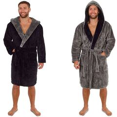 Hallamos esta bata de casa para hombre con forro polar que es superventas en Amazon