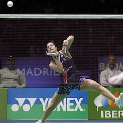 Carolina sufre pero sobrevive