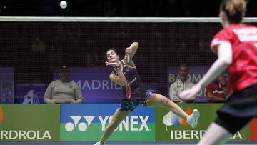 Carolina sufre pero sobrevive