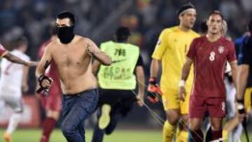 La UEFA pospone decisión sobre incidentes en el Serbia-Albania