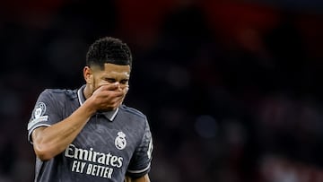 London (United Kingdom), 08/04/2025.- Jude Bellingham of Real Madrid reacts after losing the UEFA Champions League quarter-final 1st leg match between Arsenal FC and Real Madrid in London, Britain, 08 April 2025. (Liga de Campeones, Reino Unido, Londres) EFE/EPA/TOLGA AKMEN