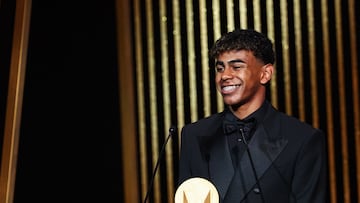 Barcelona's Spanish forward Lamine Yamal receives the Kopa Trophy for best under-21 player during the 2024 Ballon d'Or France Football award ceremony at the Theatre du Chatelet in Paris on October 28, 2024. (Photo by FRANCK FIFE / AFP)
