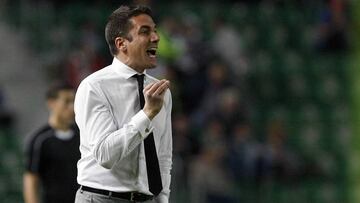 Julio Velázquez, técnico del Alcorcón