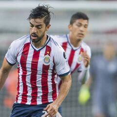 Chivas gana y sale del fondo de la clasificación