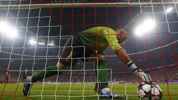 V&iacute;ctor Vald&eacute;s durante el partido contra el Bayern. 