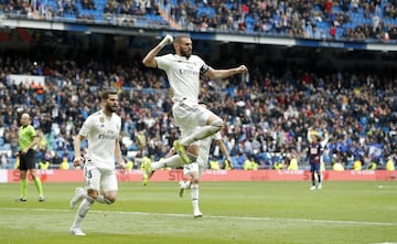 El 6 de abril de 2019 le marcó dos goles al Eibar en el Bernabéu. En la imagen, la alegría del 2-1.
