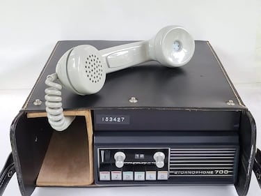 Si tienes alguno de estos teléfonos en casa quizás tengas una fortuna: hasta 8.000 euros por un móvil