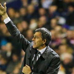 Muñiz, el mejor colocado para el banquillo si llega Del Pozo