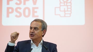 El expresidente del Gobierno José Luis Rodríguez Zapatero, interviene durante el acto 'Vota Sí. Por un Gobierno Progresista y una España Plural', en la sede de UGT en València, a 3 de noviembre de 2023, en Valencia, Comunidad Valenciana (España). El acto fue suspendido ayer, 2 de noviembre, por las fuertes rachas de viento en Valencia y se celebra hoy. El PSPV-PSOE ha mostrado su apoyo a Pedro Sánchez para “conseguir un gobierno de progreso y plural para España”. Con este acto, el partido busca “movilizar el voto” de la militancia a favor del acuerdo entre PSOE, Sumar y otras fuerzas políticas e instar a “votar ‘sí’ por un Gobierno progresista y una España plural”.
03 NOVIEMBRE 2023;PSOE;ZAPATERO;ZP;PUIG
Eduardo Manzana / Europa Press
03/11/2023