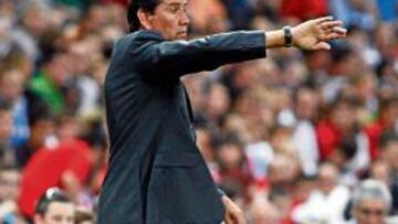 <b>CAMBIOS. </b>Zambrano espera que su equipo mejore ante el Athletic.