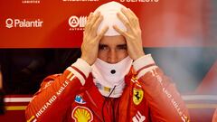 Charles Leclerc, en el box de Ferrari en Silverstone.