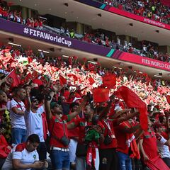 Marruecos tiñe Doha de rojo y Regragui destaca la organización