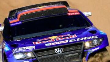 Al-Attiyah: "En la siguiente etapa sólo seguiré a Sainz"