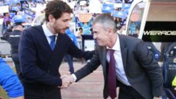 Saludo de entrenadores.