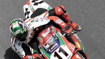 <B>RUBÉN XAUS.</B> Tratará de obtener el título de Campeón del mundo de Superbikes.