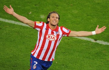 Diego Forlán en la final de la Europa League que el Atlético gana 1-2 ante el Fulham.