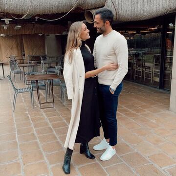 Antonio Adán junto a su pareja en el Día de San Valentín. 