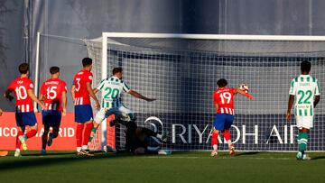 Casas le marca al Atlético.