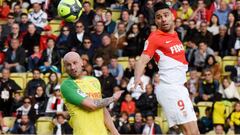 Soccer Football - Ligue 1 - AS Monaco vs FC Nantes - Stade Louis II, Monaco - April 7, 2018  Monaco&#039;s Radamel Falcao in action with Nantes&#039; Nicolas Pallois   REUTERS/Jean-Pierre Amet