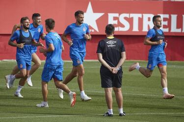 Barcelona vs Girona: How and where to watch - times, TV, online