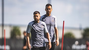 Busquets y Alba toman las riendas