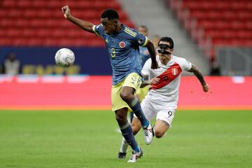 El cuadro Tricolor se impuso 3-2 ante el cuadro peruano con un genial Luis díaz que marcó dos goles en el estadio Mané Garrincha.